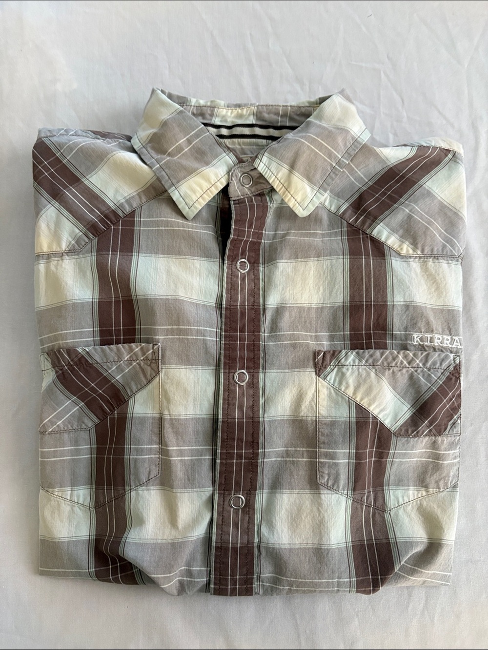 vintage Kirra Men’s casual plaid snap Shirt
 Sz L